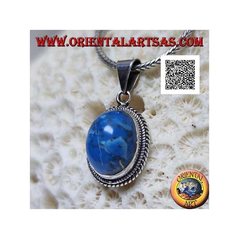 Silberanhänger mit ovalem Cabochon-Türkis, umgeben von einem doppelten zweidimensionalen Gewebe