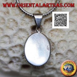 Silberanhänger mit ovalem Cabochon-Türkis, umgeben von einem doppelten zweidimensionalen Gewebe