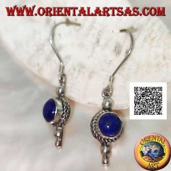 Boucles d'oreilles pendantes en argent avec lapis lazuli rond entouré de tissage et deux boules en dessous