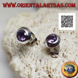 Silberlappenohrringe mit natürlichem rundem Amethyst, bündig mit der Kante