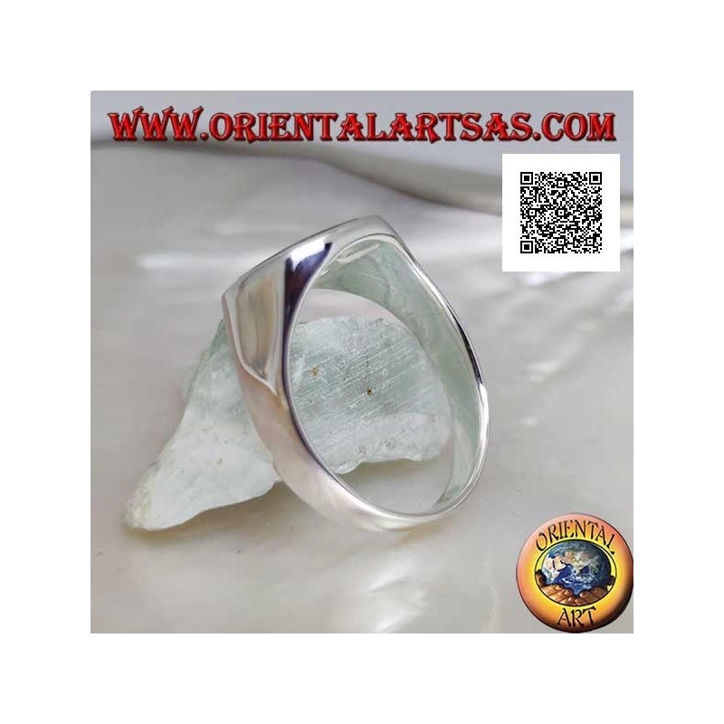 Anello in argento con onice tonda a filo bordo su montatura squadrata liscia