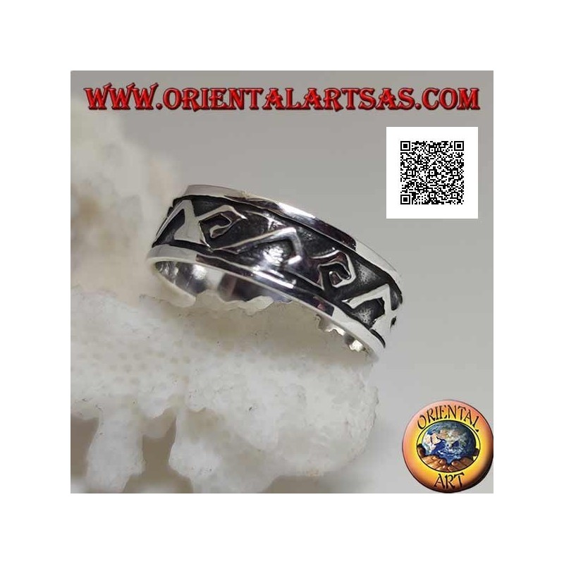 Anello in argento a fedina con simboli di Archimede in bassorilievo