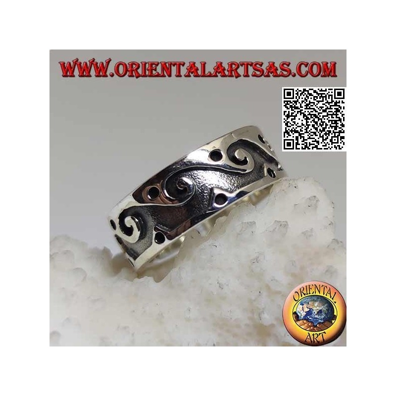 Anillo de plata con ondas y bolas grabadas