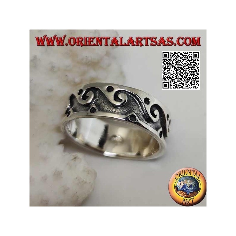 Bague en argent avec vagues et boules gravées