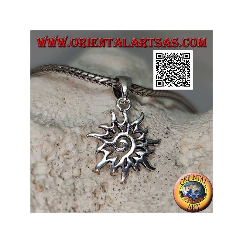 Pendentif spirale en argent au soleil ajouré