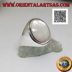 Silver ring with oval cabochon mother of pearl with raised edge on a smooth setting
