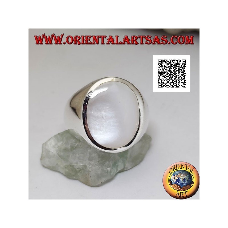 Silver ring with large oval mother-of-pearl flush with the edge on a smooth setting