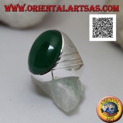 Silver ring with large cabochon oval green agate and three oblique lines engraved on the sides