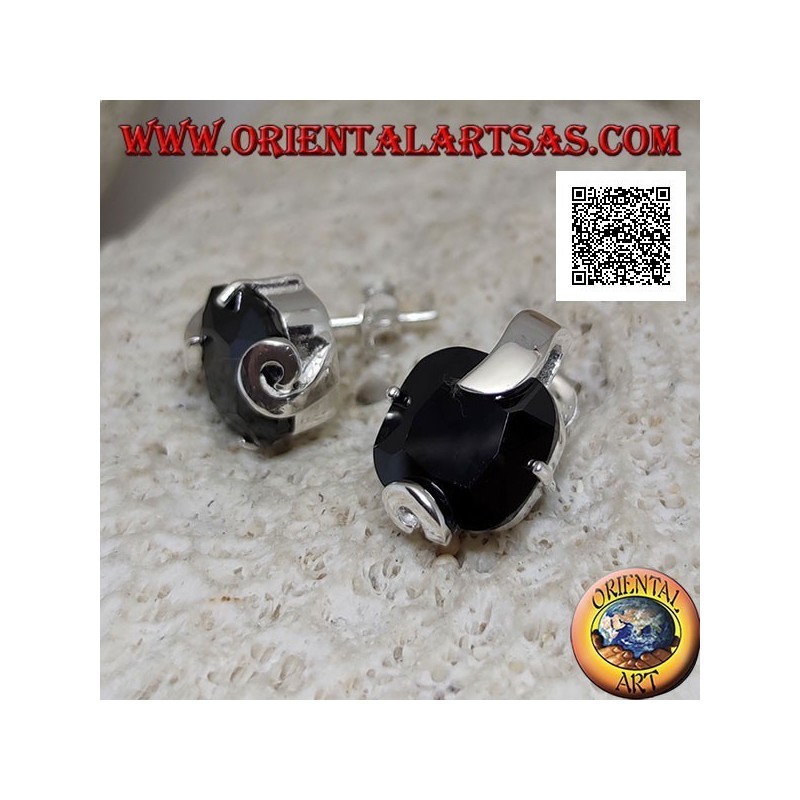 Silver lobe earrings with square spinel zircon set with 2 thick and 2 thin hooks