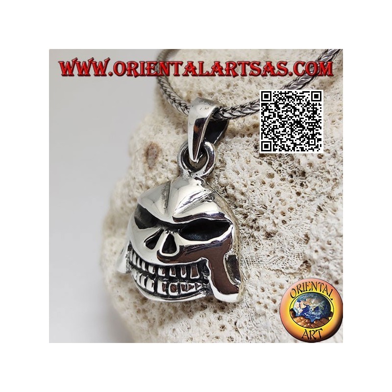 Colgante plateado con calavera estilo Darth Vader de Star Wars
