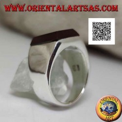 Silberring mit rechteckigem Karneol über einer glatten Fassung