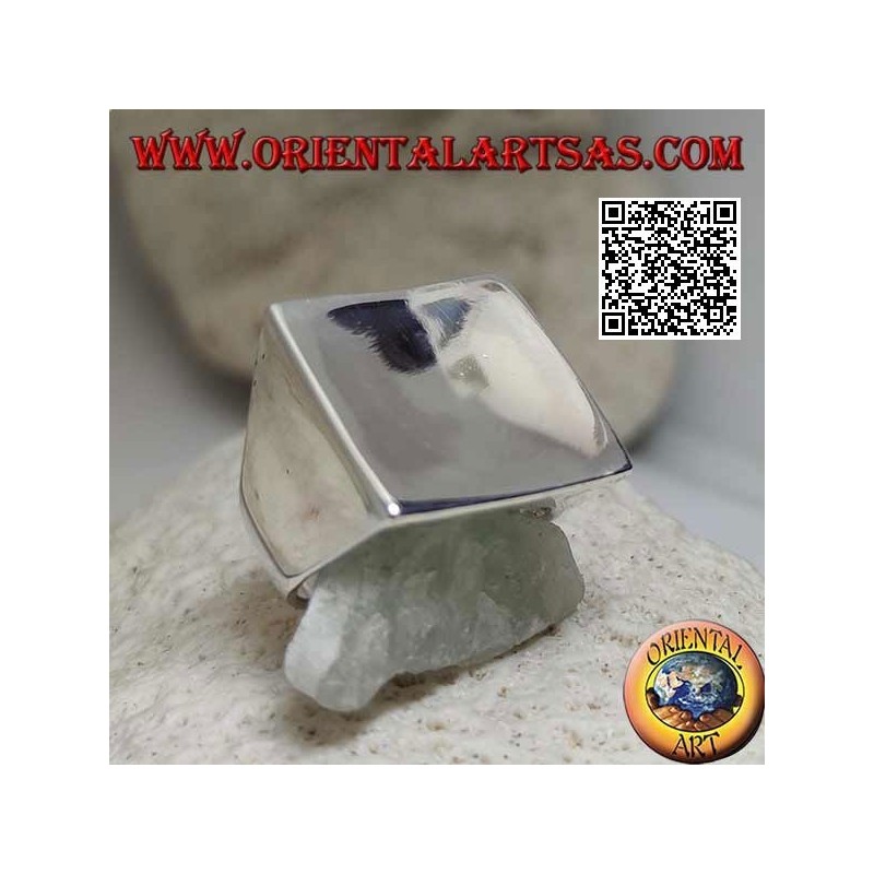 Anello in argento liscio con quadrato grande concavo da 22 mm