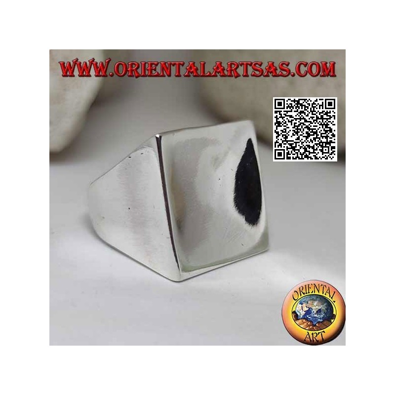 Bague en argent lisse avec grand carré concave de 22 mm