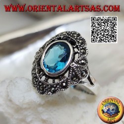 Silberner Wolkenring mit ovalem Blautopas und Markasit