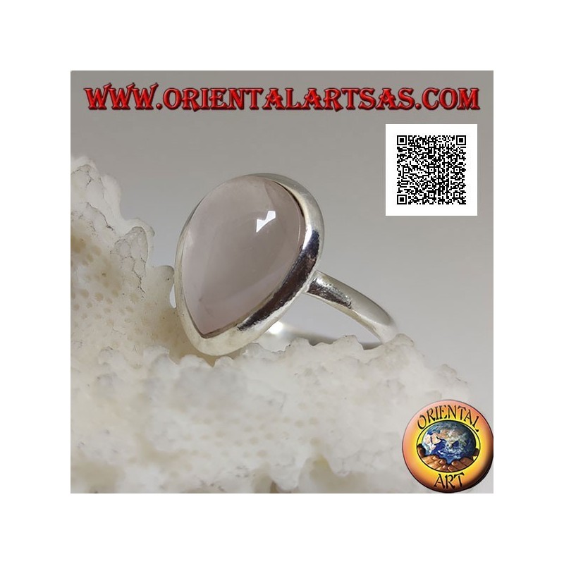 Anillo de plata con gota de cabujón de cuarzo rosa en un solitario engaste liso