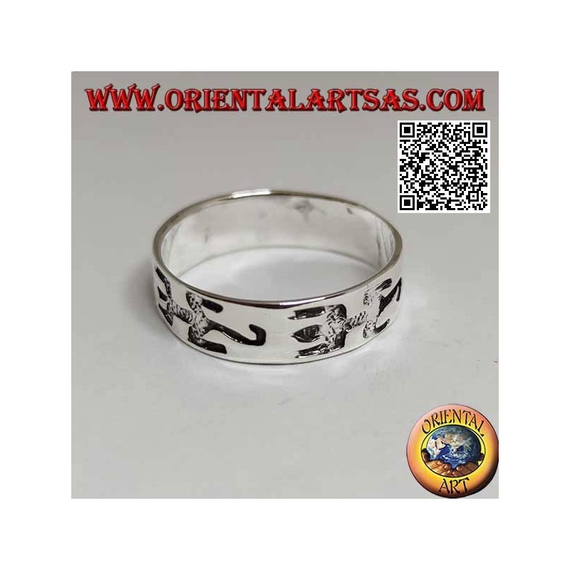 Anillo de plata con lagartos estilizados gruesos grabados