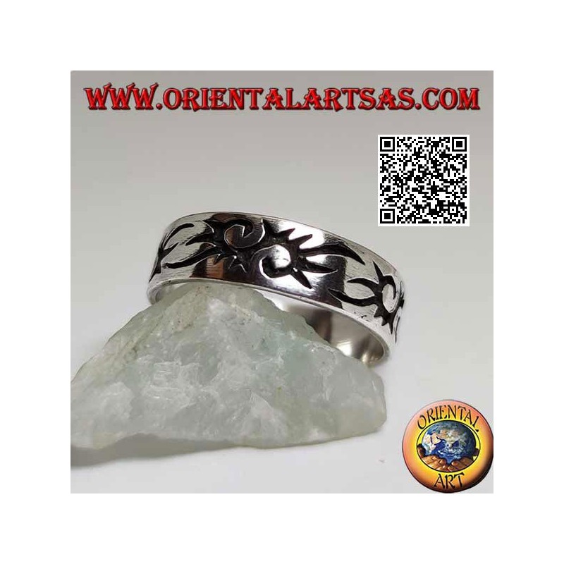 Anello in argento a fedina con S in stile tribale incise 