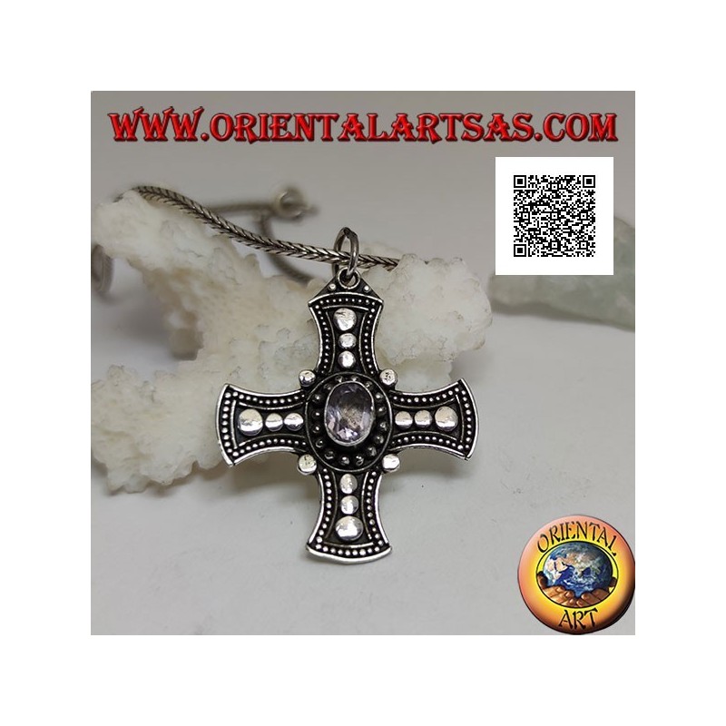 Pendentif en argent, croix celtique avec améthyste ovale naturelle et disques sur les bras
