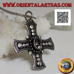 Silberanhänger, keltisches Kreuz mit natürlichem ovalem Amethyst und Scheiben an den Armen