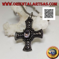 Silberanhänger, keltisches Kreuz mit natürlichem ovalem Amethyst und Scheiben an den Armen