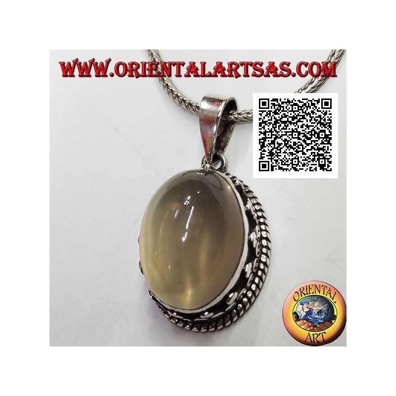 Pendentif en argent avec pierre de lune ovale cabochon entouré d'entrelacs et trio de disques