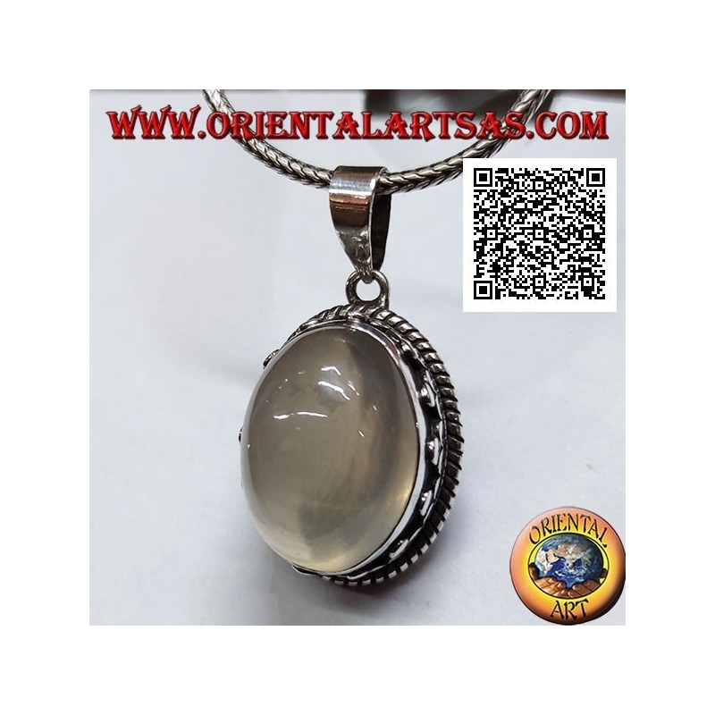 Pendentif en argent avec pierre de lune ovale cabochon entouré d'entrelacs et trio de disques