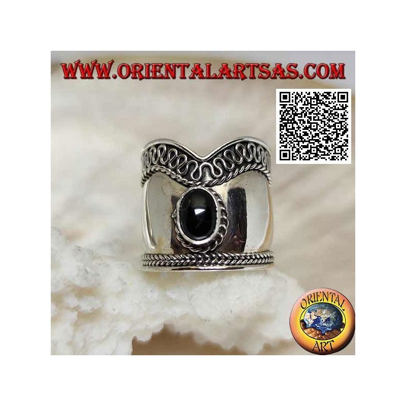 Silver ring with wide V-shaped band with oval onyx and serpentine on one side, Bali