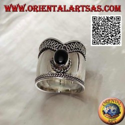 Breiter V-förmiger Silberring mit ovalem Onyx und Serpentin auf einer Seite, Bali