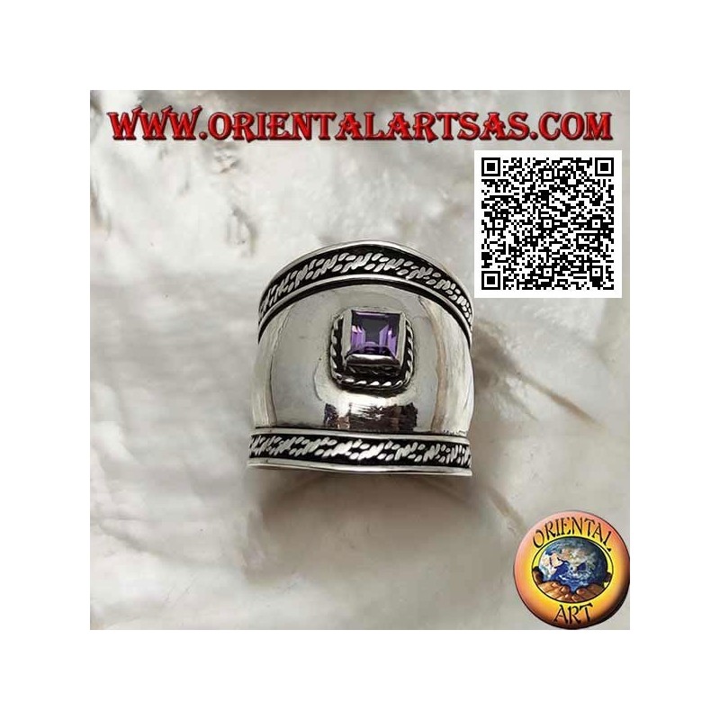 Anello in argento a fascia larga con ametista quadrata sfaccettata e intreccio sui lati, Bali