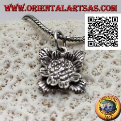 Silver pendant in the shape of a sunflower with leaves