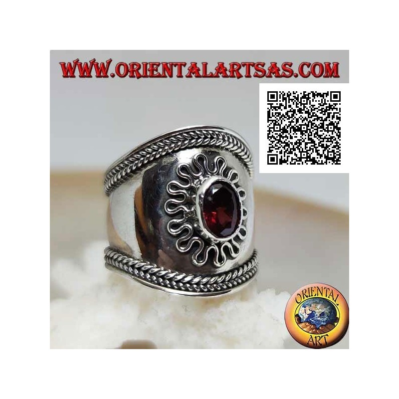 Breitband Silberring mit ovalem Granat, umgeben von Serpentin und an den Seiten miteinander verflochten, Bali (Freesize)