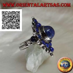 Rhomboidal silver ring with round lapis lazuli and central round cabochon lapis lazuli