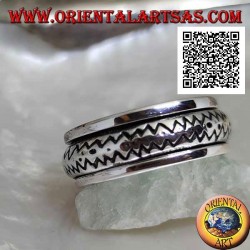 Anti-stress rotating silver ring, convex with double engraved zig zag line