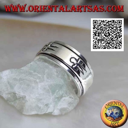 Rotating antistress silver ring, smooth with engraved Latin crosses