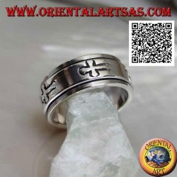 Rotating antistress silver ring, smooth with engraved Latin crosses