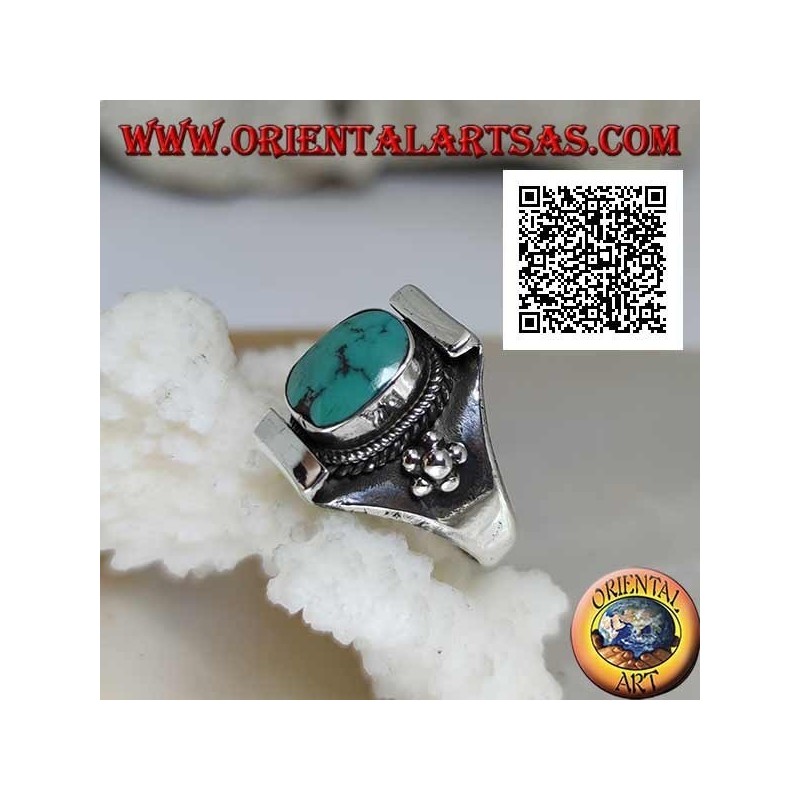 Anillo de plata con turquesa tibetana antigua en engaste nepalí con flor de bolas en los lados (16)
