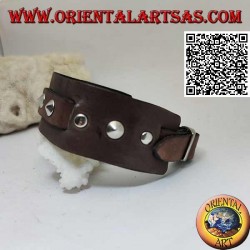 Echtes Lederarmband, konische Nieten und Mittelband mit Schnallenverschluss und 5 Längen (braun)