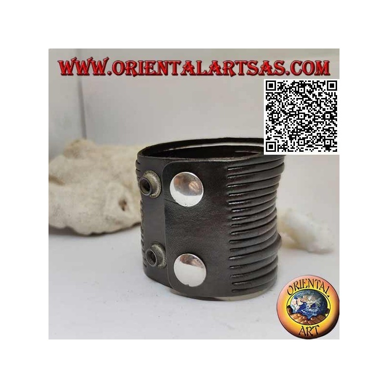Bracelet large en cuir véritable, avec rayures lisses avec fermeture à clip et 2 longueurs (marron)