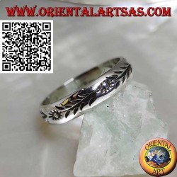 Silver ring with engraved sunflowers and stems