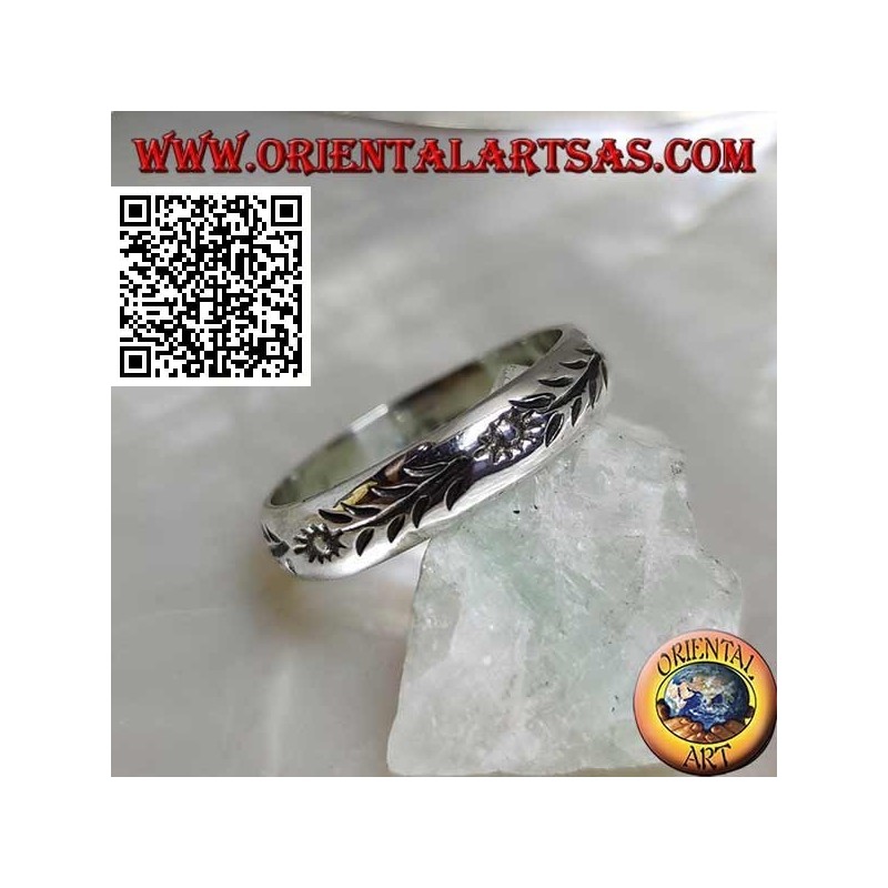 Silver ring with engraved sunflowers and stems