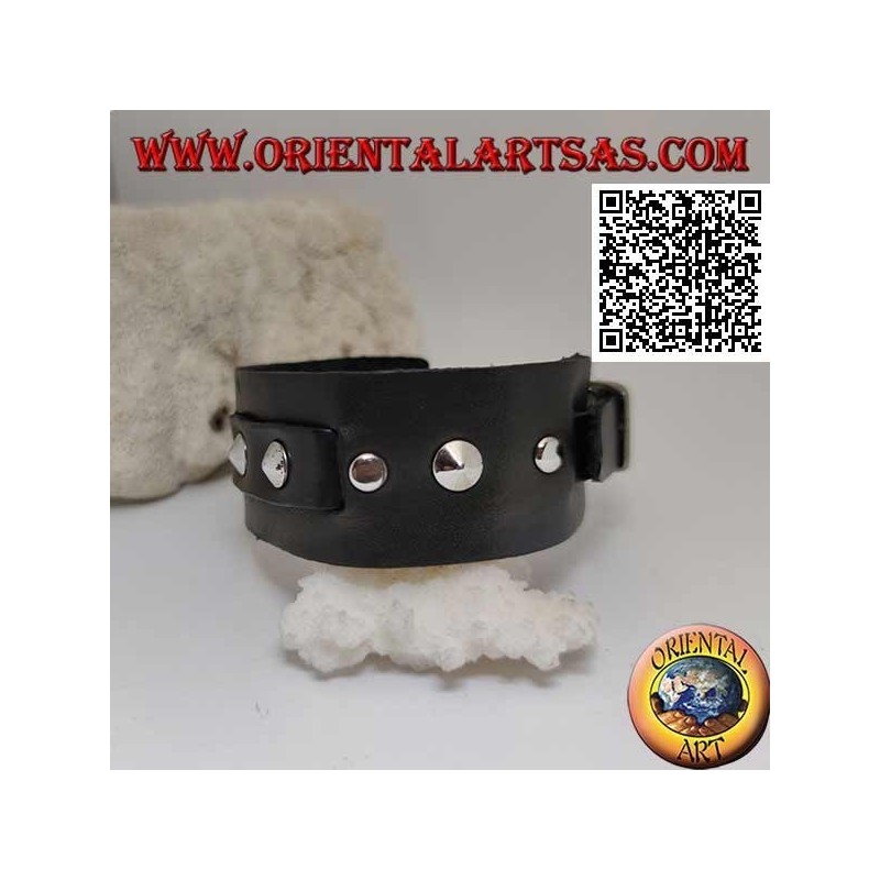 Genuine leather bracelet, conical studs and central band with buckle closure and 5 lengths (black)