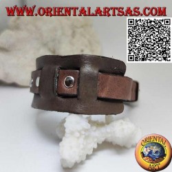 Pulsera de cuero genuino, tachuelas en correa rota con cierre de hebilla y 5 largos (marrón)
