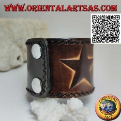 Wide bracelet in real leather, three stars in relief with clip closure and 2 lengths