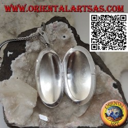 Rounded oval smooth silver photo frame pendant (36 * 24)