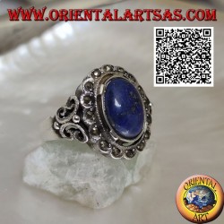 Bague en argent avec cabochon ovale lapis lazuli entouré de marcassite et papillon perforé sur les côtés