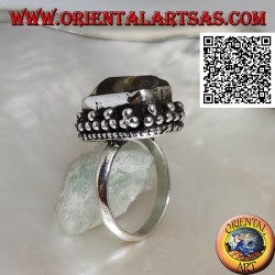 Silver ring with ancient Tibetan Dzi agate from the first half of the 20th century surrounded by balls