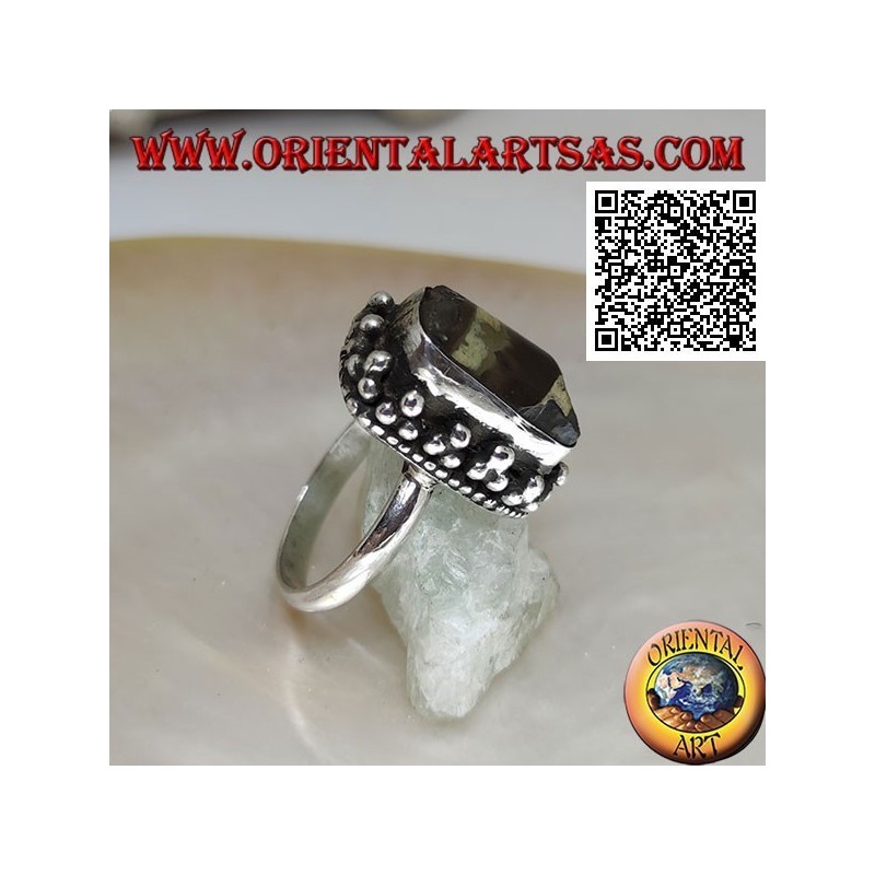 Anello in argento con agata Dzi tibetana antica della prima metà del 900 contornata da palline