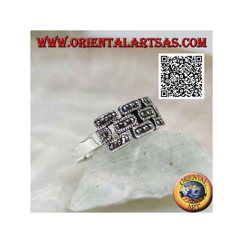 Anello in argento a forma di muretto di mattoncini tempestati di marcassite