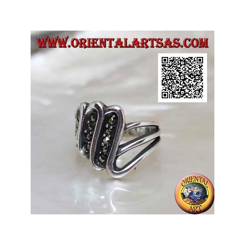 Bague en argent triple S formant trois segments parsemés de marcassite