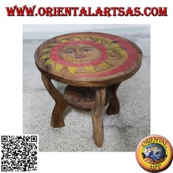 Niedriger runder Tisch aus Suarholz mit handbemalter gravierter Sonne